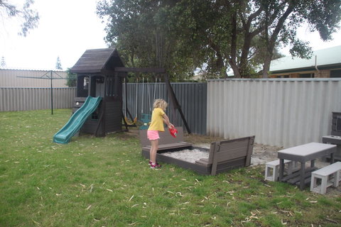 The Bothy Lancelin Family Retreat - Darwin Holiday 23