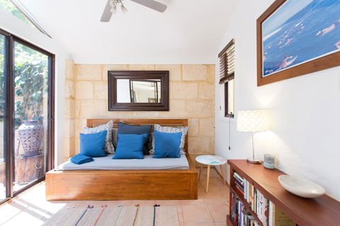 Monument Hill Townhouse - Fremantle - Darwin Holiday 17