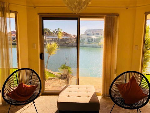 LA ANCHOR ON THE CANALS (MANDURAH) - Darwin Holiday 3