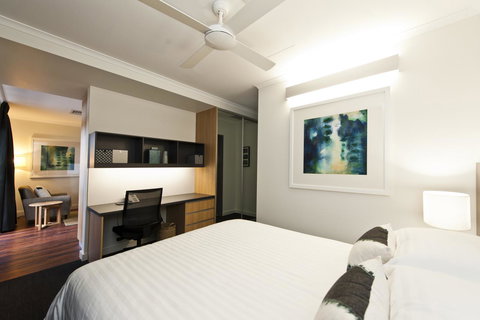 St Catherine\'s On Park - Darwin Holiday 2