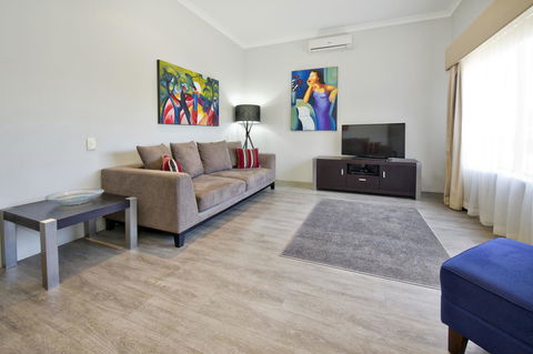 Vintages Accommodation - Darwin Holiday 12