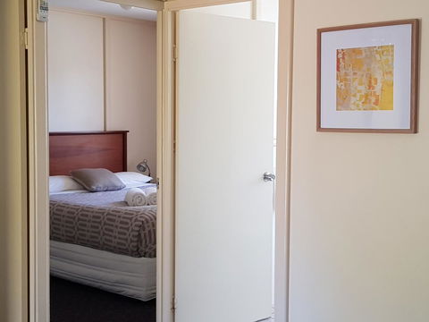 Park Avenue Holiday Units - Darwin Holiday 18