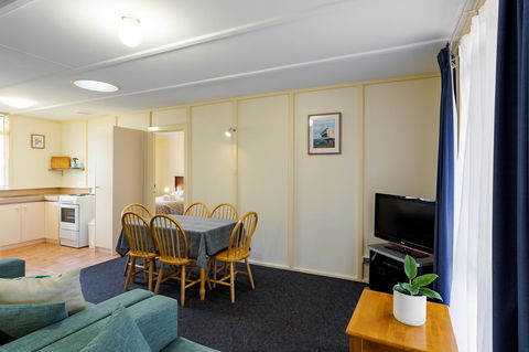 Park Avenue Holiday Units - Darwin Holiday 8