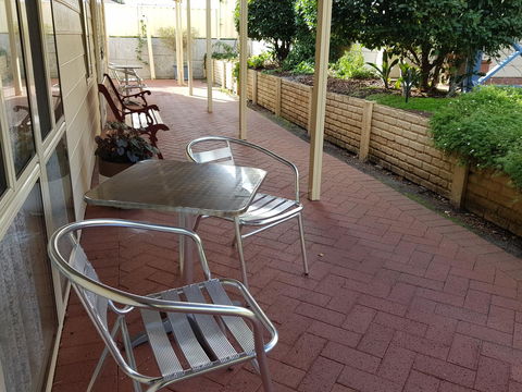 Park Avenue Holiday Units - Darwin Holiday 22