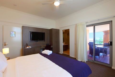 Cottesloe Beach Hotel - Darwin Holiday 8
