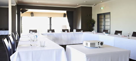 Cottesloe Beach Hotel - Darwin Holiday 32