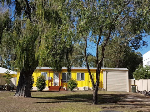 Amazing River House - Darwin Holiday 2