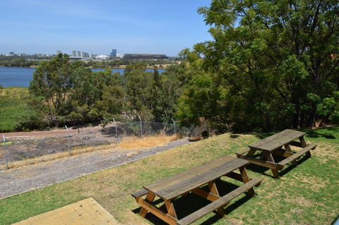 Lawley Luxury Views - Perth City, Swan River - Darwin Holiday 33