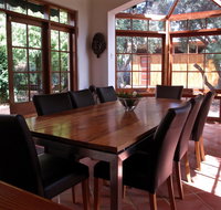 The Russell House - Darwin Holiday