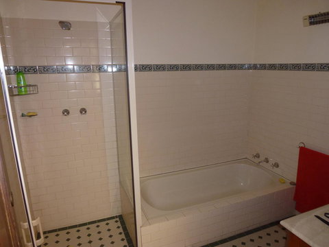 The Russell House - Darwin Holiday 14