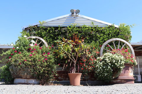 Kendenup Cottages And Lodge - Darwin Holiday 34