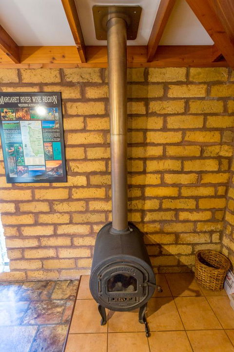 Yelverton Brook Conservation Sanctuary - Darwin Holiday 15