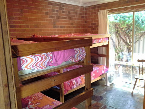 Busselton Beachfront - Darwin Holiday 8