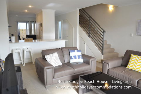 North Coogee Beach House - Darwin Holiday 14
