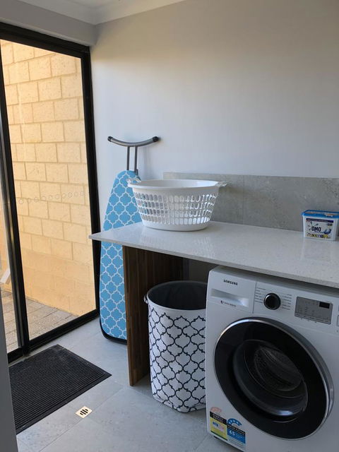 The Shak Kalbarri - Darwin Holiday 10