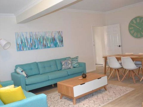 Caravel Beach House Mandurah - Darwin Holiday 25
