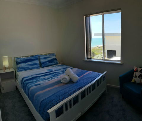 Caravel Beach House Mandurah - Darwin Holiday 9