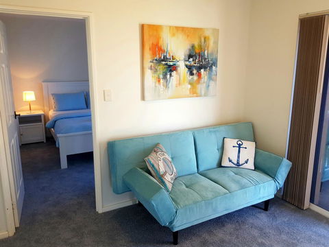 Caravel Beach House Mandurah - Darwin Holiday 6
