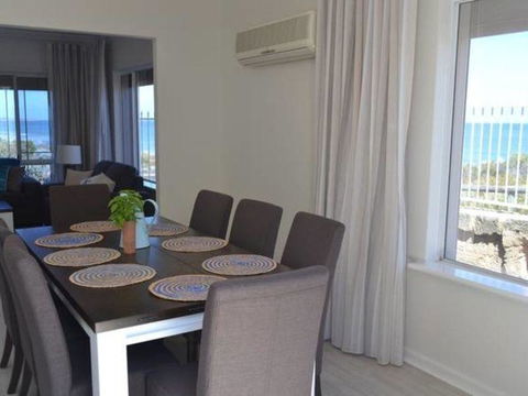 Caravel Beach House Mandurah - Darwin Holiday 31
