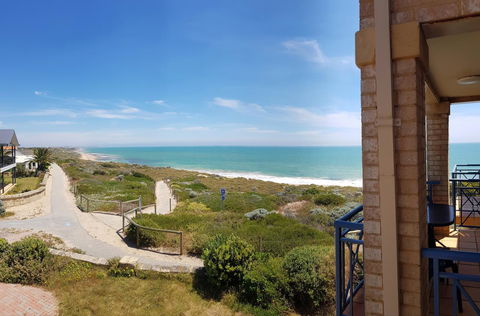 Caravel Beach House Mandurah - Darwin Holiday 2