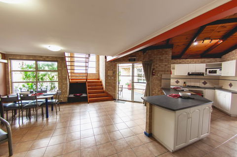 Esperance Foreshore Apartments - Darwin Holiday 41