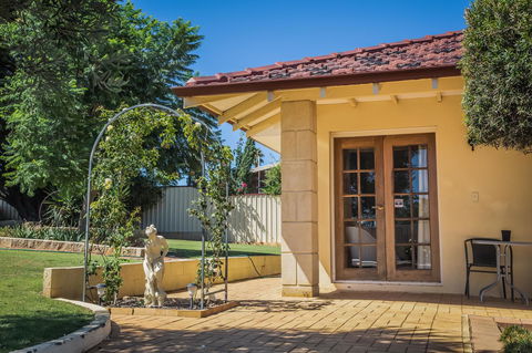 Armadale Cottage Bed & Breakfast - Darwin Holiday 36