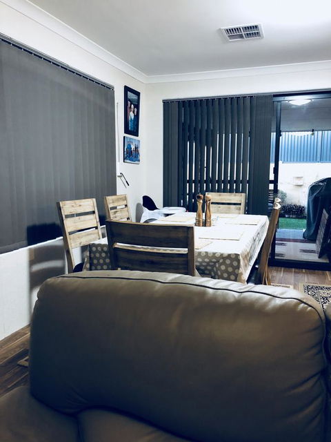Nora Muslim Holiday Home - Darwin Holiday 39