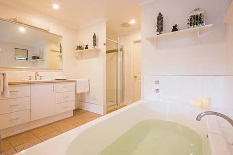 Downton Villa - Darwin Holiday 17