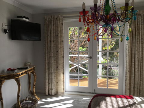 Applegate Lane Chalet - Darwin Holiday 6