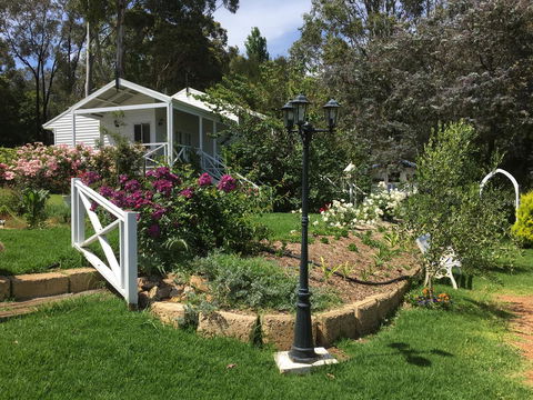 Applegate Lane Chalet - Darwin Holiday 4