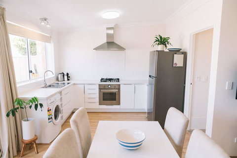 Sun Studio - Darwin Holiday 21