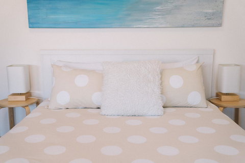 Sun Studio - Darwin Holiday 1