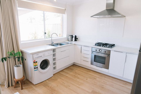 Sun Studio - Darwin Holiday 13