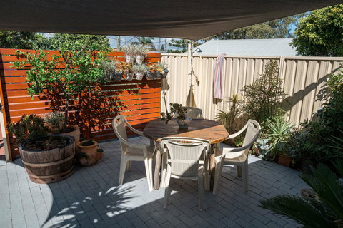 Sun Studio - Darwin Holiday 9