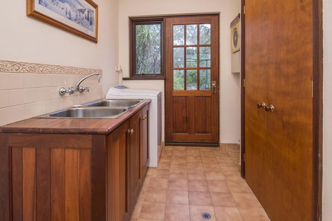 53 Martina Drive - Darwin Holiday 27