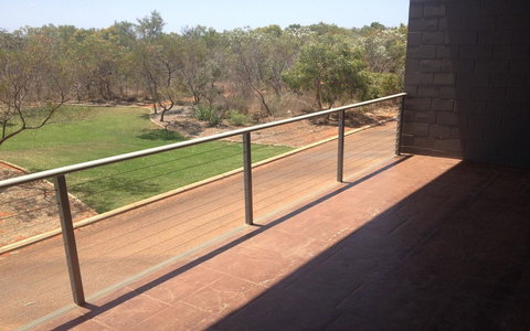 Breezes Apartments - Darwin Holiday 4