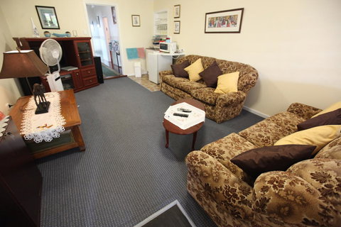 Jacaranda Guest House - Darwin Holiday 8