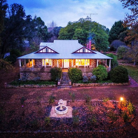 Historic Oakhill House Entire Estate - Darwin Holiday 0