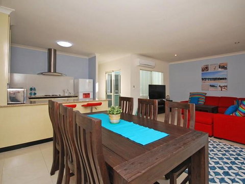 Seas The Day - Jurien Bay - Darwin Holiday 30