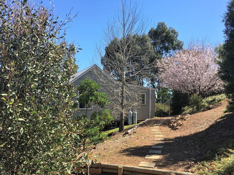 Balingup Highview Chalets - Darwin Holiday 40