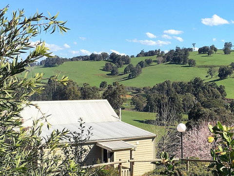 Balingup Highview Chalets - Darwin Holiday 37