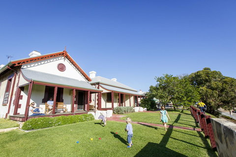 Fremantle Colonial Cottages - Darwin Holiday 38