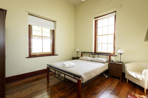 Fremantle Colonial Cottages - Darwin Holiday 5