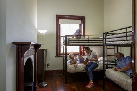 Fremantle Colonial Cottages - Darwin Holiday 3