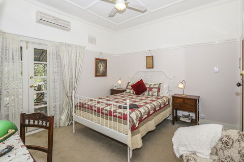 Rosebridge House Bed & Breakfast Adult Retreat - Darwin Holiday 24