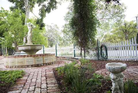 Rosebridge House Bed & Breakfast Adult Retreat - Darwin Holiday 22