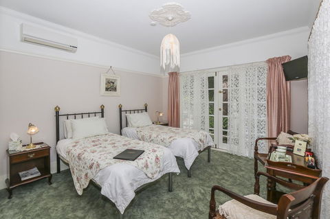 Rosebridge House Bed & Breakfast Adult Retreat - Darwin Holiday 19