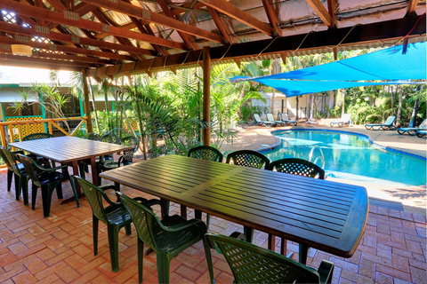 Habitat Resort - Darwin Holiday 24