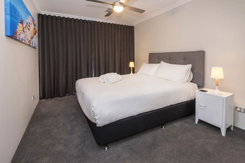 15 Cabot Close - Darwin Holiday 8