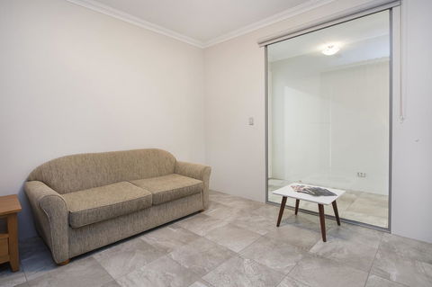 15 Cabot Close - Darwin Holiday 17